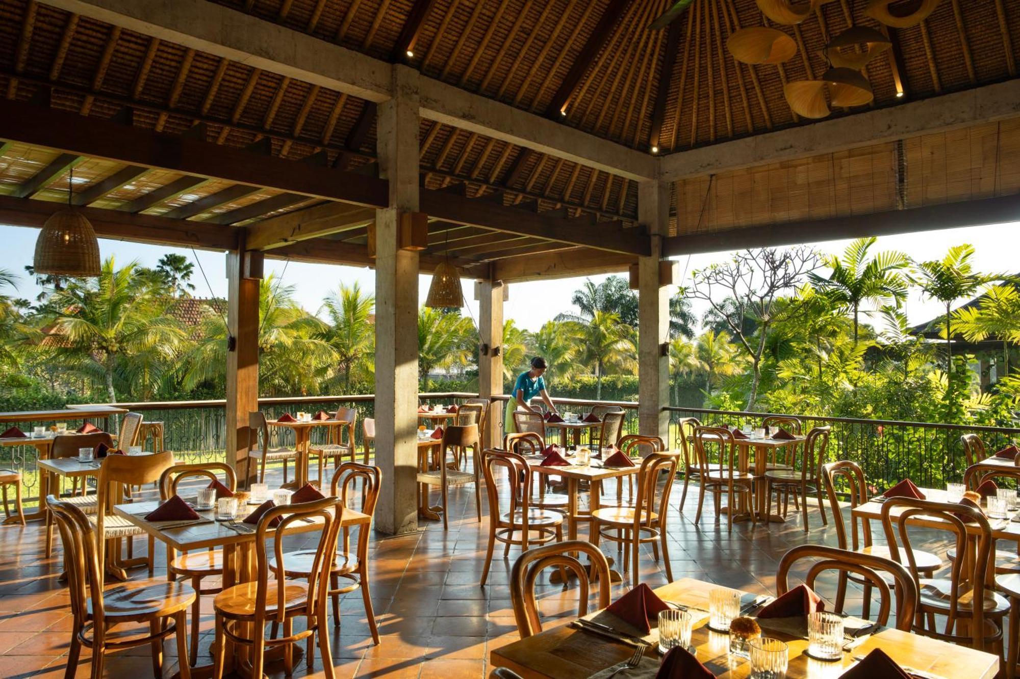 فندق Adiwana Bisma أوبود المظهر الخارجي الصورة The restaurant at the resort